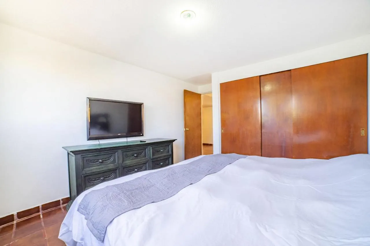 Ubicadisima Suite Seguridad Av Zaragoza A27 Queretaro Apartment