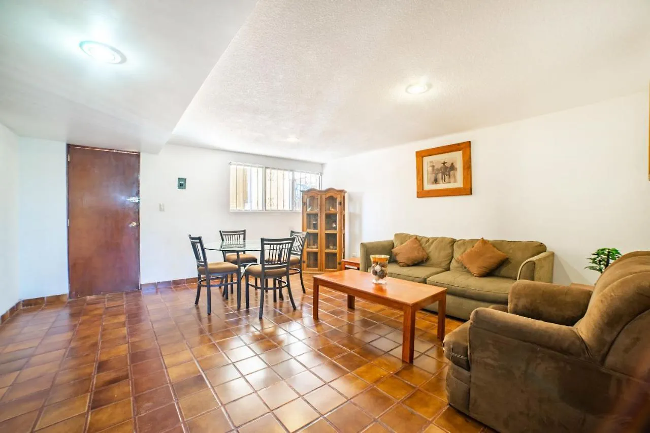 Ubicadisima Suite Seguridad Av Zaragoza A27 Queretaro Apartment